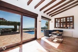 Fotografia z galérie ubytovania Villa Gaviota Blanca by Abahana Luxe v destinácii Benissa