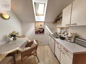 Zdjęcie z galerii obiektu Apartment Leonore w mieście Bad Mitterndorf