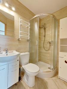 Ένα μπάνιο στο Pokoje u Eli