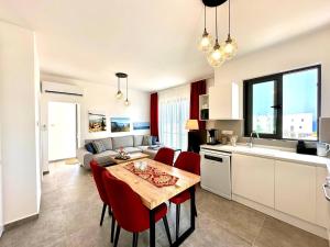 Kuchyň nebo kuchyňský kout v ubytování DeJablue Phase 2, block T2, unit 3