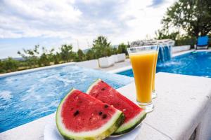 Gallery image of Secluded Holiday Home with Pool and Hot Tub in Lećevica