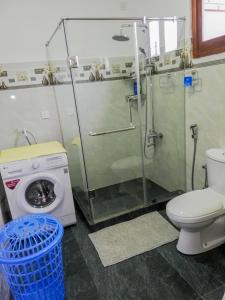 Koupelna v ubytování Shalom Villa