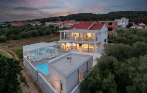 Φωτογραφία από το άλμπουμ του Lalic Gallery Villa σε Bibinje +40 φωτογραφίες
