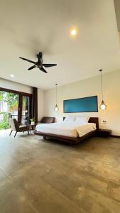 En eller flere senge i et værelse på Malone Villa + 72 billeder