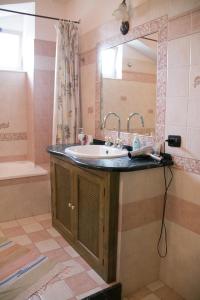 Kylpyhuone majoituspaikassa Etna Case Mangano