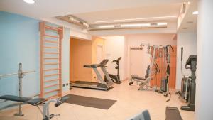 Posilňovňa alebo fitness centrum v ubytovaní Hotel Europa