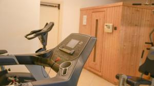 Posilňovňa alebo fitness centrum v ubytovaní Hotel Europa