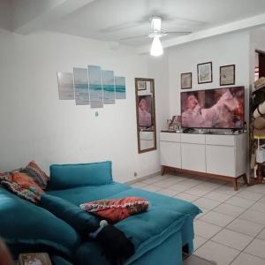 Χώρος καθιστικού στο Apartamento com piscina condomínio Tapitema