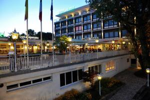 Das Gebäude in dem sich das Hotel befindet