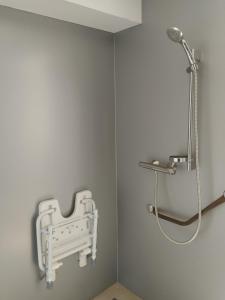 Koupelna v ubytování Fasthôtel Clermont-Ferrand Gerzat