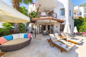 Balkón nebo terasa v ubytování Villa Miramar Kalkan