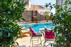 Bazén v ubytování Villa Miramar Kalkan nebo v jeho okolí