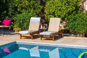 Bazén v ubytování Villa Miramar Kalkan nebo v jeho okolí