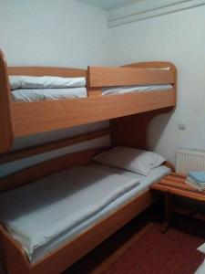 Postel nebo postele na pokoji v ubytování Apartment Usović