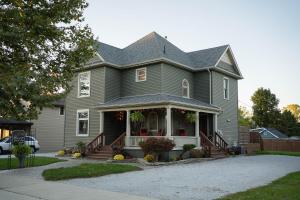 Clădirea în care este situat/ăhanul