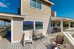 Gallery image of Free Spirit in Oak Island