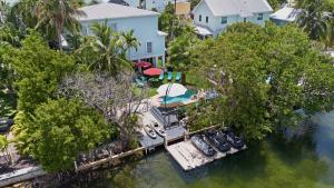 Fotografie z fotogalerie ubytování Baypoint Oasis by Last Key Realty v destinaci Sugarloaf Shores