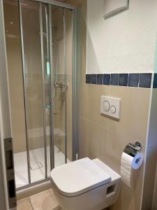 Ένα μπάνιο στο Ferienwohnung Am Erlengrund +19 φωτογραφίες