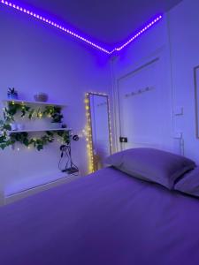 Ένα ή περισσότερα κρεβάτια σε δωμάτιο στο Cute little apartment
