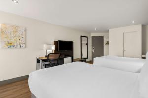 Postel nebo postele na pokoji v ubytování Best Western Hotel St. Jerome