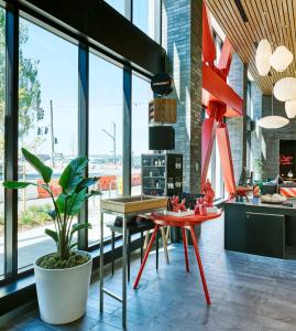 Posezení v ubytování citizenM Seattle Pioneer Square