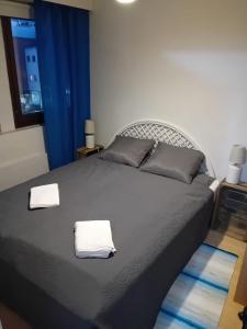 Postel nebo postele na pokoji v ubytování Lapland Story Home