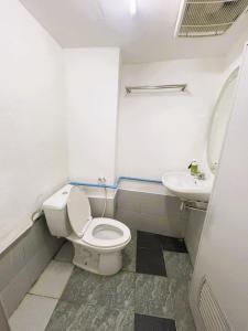 Koupelna v ubytování Tuk Tuk Guesthouse