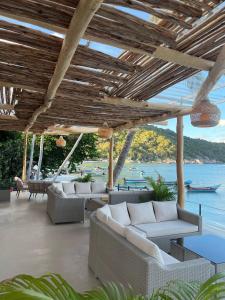 Gallery image of Paradise Bungalows in Haad Rin
