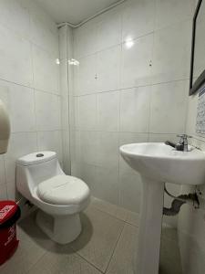 Bagno di Hotel Plaza Real Pereira