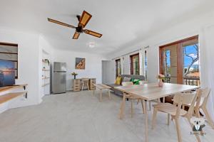 Φωτογραφία από το άλμπουμ του KozyGuru | Thornleigh 3BR House Nature Convenience σε Thornleigh