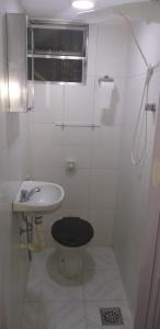 Ванная комната в Praia Botafogo 5 minutos Copacabana, completo, SmarTV e metrô perto