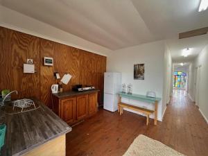 Postel nebo postele na pokoji v ubytování Forest Gate Backpackers