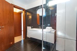 A bathroom at Luxury casa Margherita