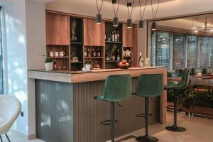 Salon ili bar u objektu Best Western Plus Lozenetz Hotel