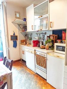 Dapur atau dapur kecil di Lovely casetta +17 gambar