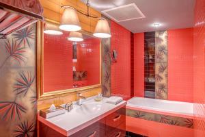 Koupelna v ubytování Simfonia Boutique Hotel