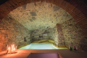 Bassein majutusasutuses Suite Design & Spa või selle lähedal