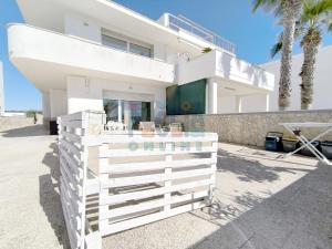 A balcony or terrace at Appartamento La Torre piano terra sul mare Puglia On line