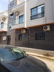 Tòa nhà nơi căn hộ tọa lạc