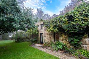 Κήπος έξω από το Gîte Marguerite - Maison avec jardin de 3500m2