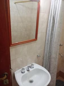Ένα μπάνιο στο Hostal Portal del Valle