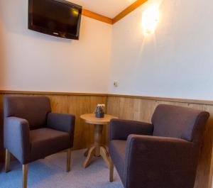 A television and/or entertainment centre at Pension Schweizerhof