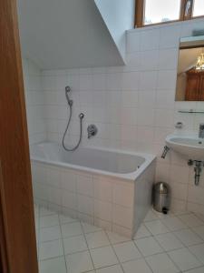 Kúpeľňa v ubytovaní Manuela 7 by SMR Rauris Apartments - inc Spa and near Gondola