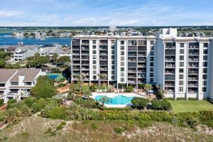 Swimmingpoolen hos eller tæt på The Spoleto