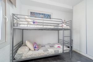 Posteľ alebo postele v izbe v ubytovaní Apart-rent Apartment Sant Maurici 0137