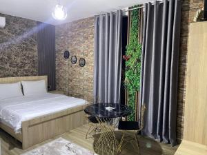 Voodi või voodid majutusasutuse four generation hotel toas