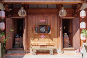 Fotografie z fotogalerie ubytování 新龍頭古厝本館 Shin Long Tou B&B v destinaci Jinning
