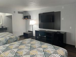 Postel nebo postele na pokoji v ubytování Motel 6 Dumas, TX