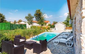 Fotografie z fotogalerie ubytování Pet Friendly Home In Lisane Tinjske v destinaci Lišane Tinjske