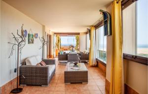 Posedenie v ubytovaní Nice Apartment In Ayamonte With Wifi